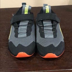 Boys PUMA sneakers 👟